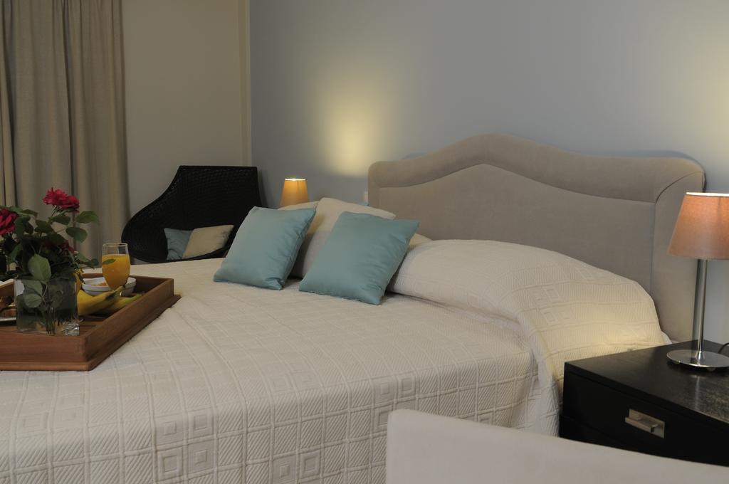 Athena Hotel Milopotamos  Habitación foto
